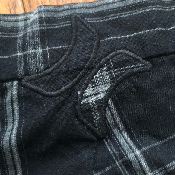 Hurley plaid shorts - Picture 5 of 10